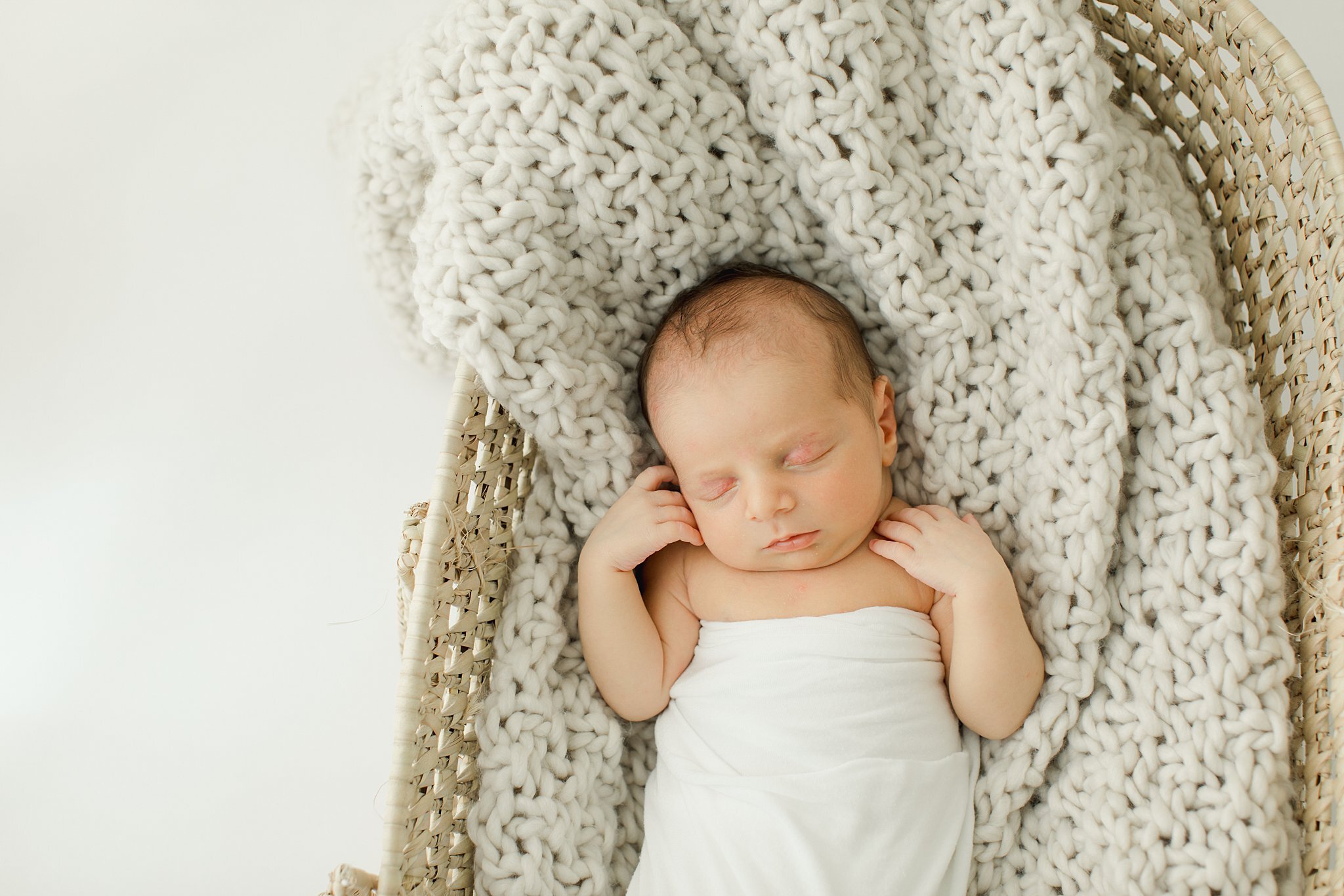 Connecticut newborn photographer