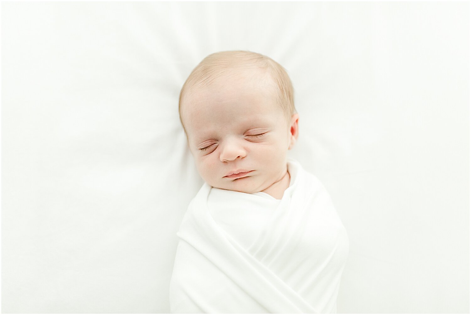 In-Home-Newborn-Session-Darien-CT-Kristin-Wood-Photography_0014.jpg