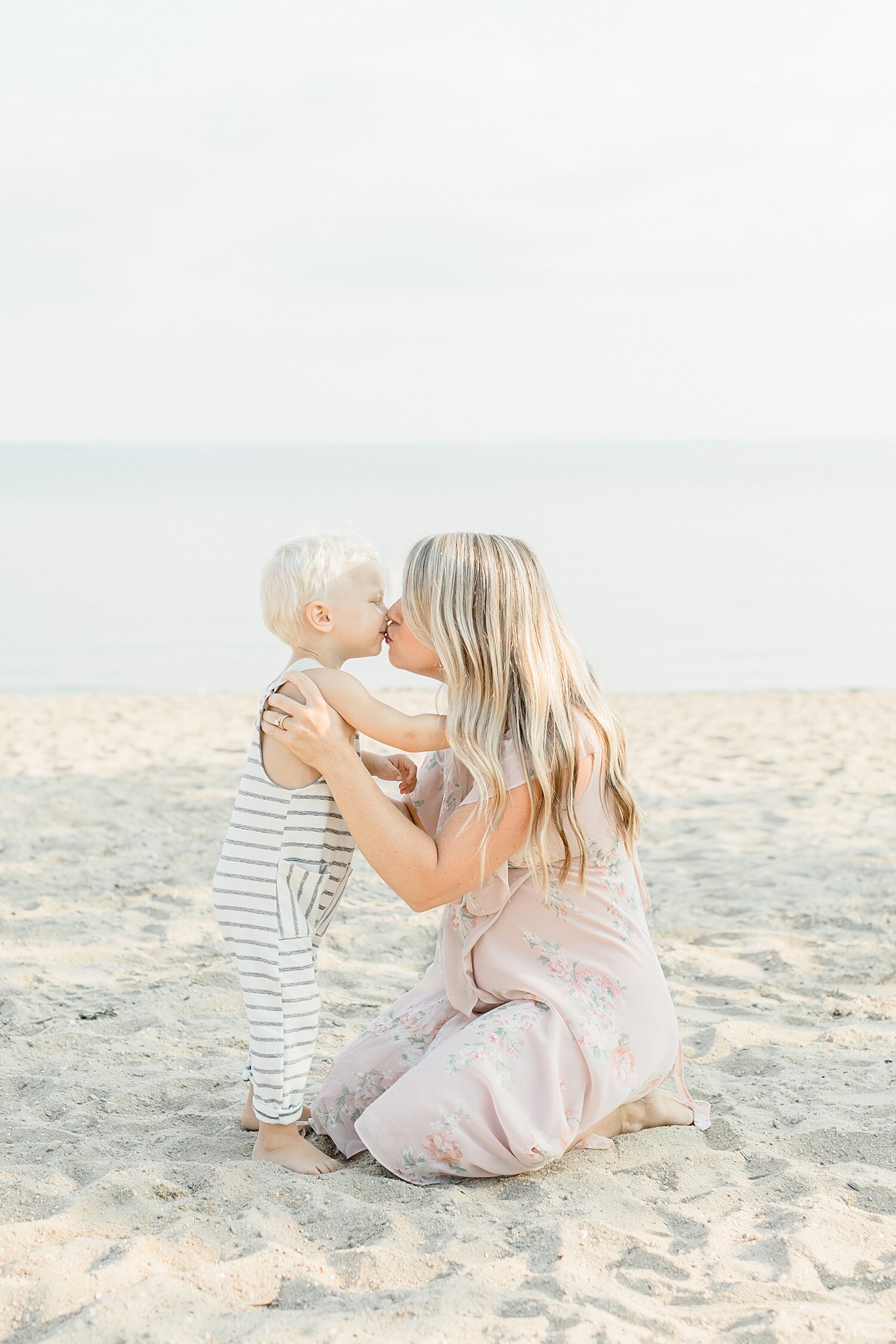 Weed Beach Maternity Session | Darien, CT Maternity Photographer | Kristin Wood Photography
