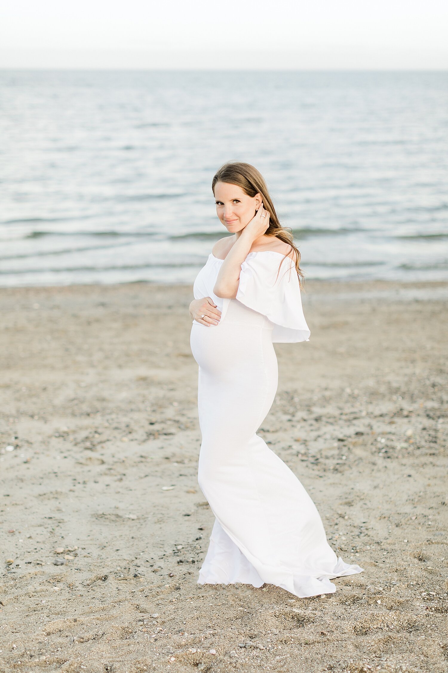 Stunning maternity photo of Mama from Scarsdale, NY. Photos by Kristin Wood Photography. 