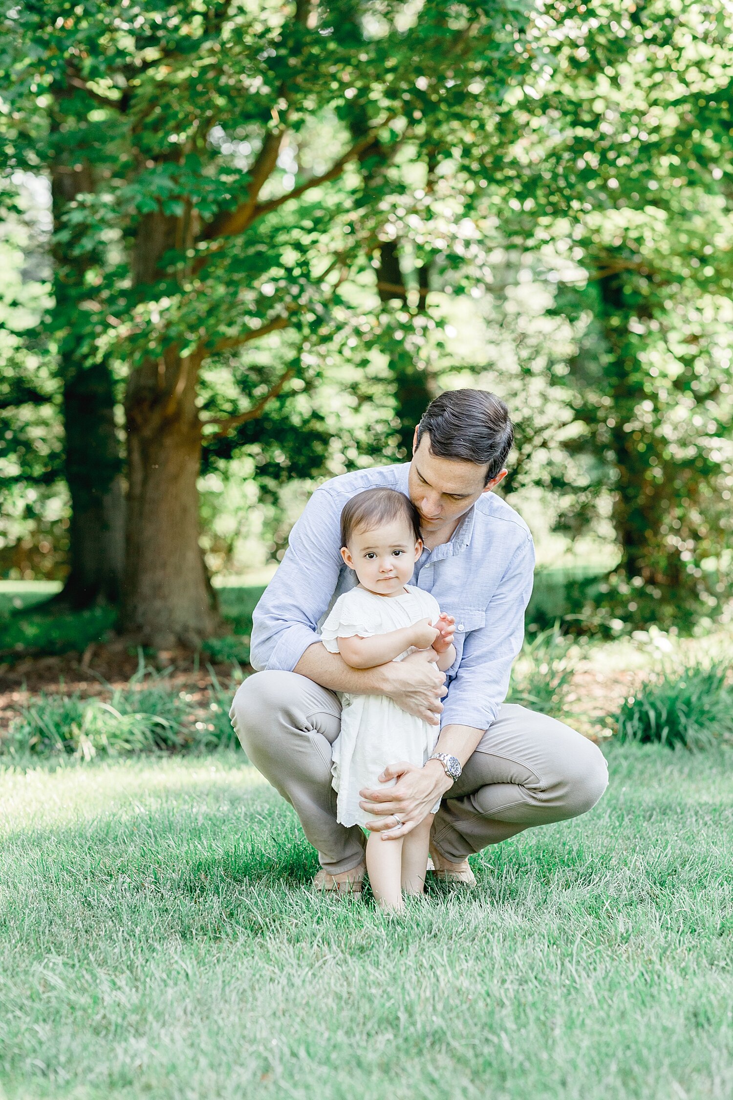 Daddy/daughter photo during family photoshoot with Connecticut Family Photographer, Kristin Wood Photography.